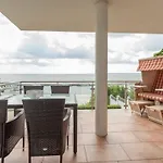 Freya - With Breathtaking Sea Views Hébergement de vacances *