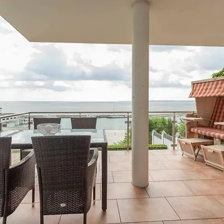 Freya - With Breathtaking Sea Views Ferienhaus *